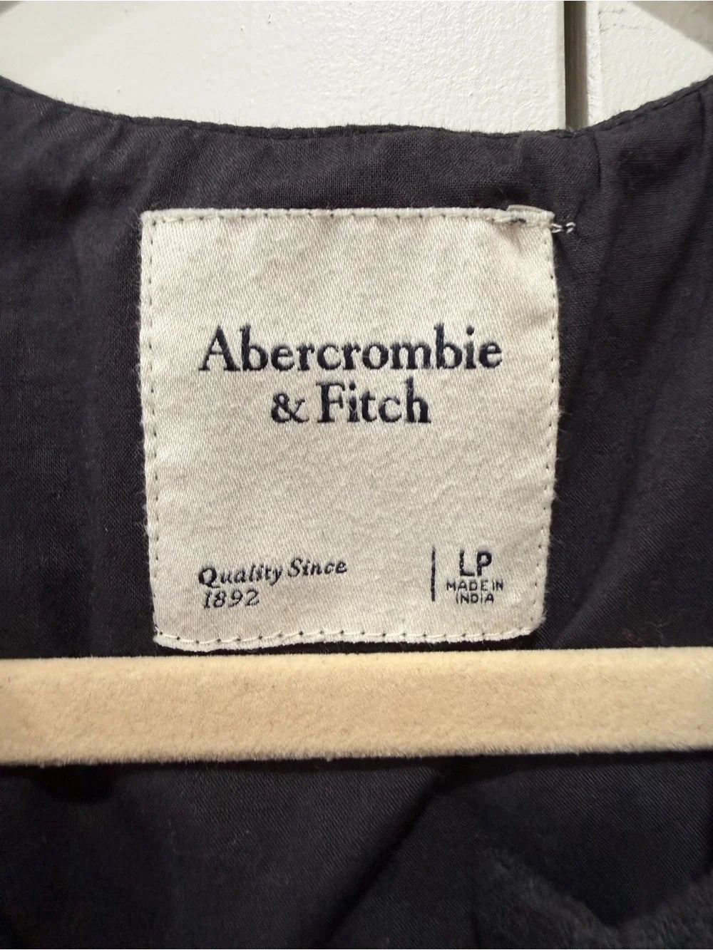 Abercrombie & Fitch description classic